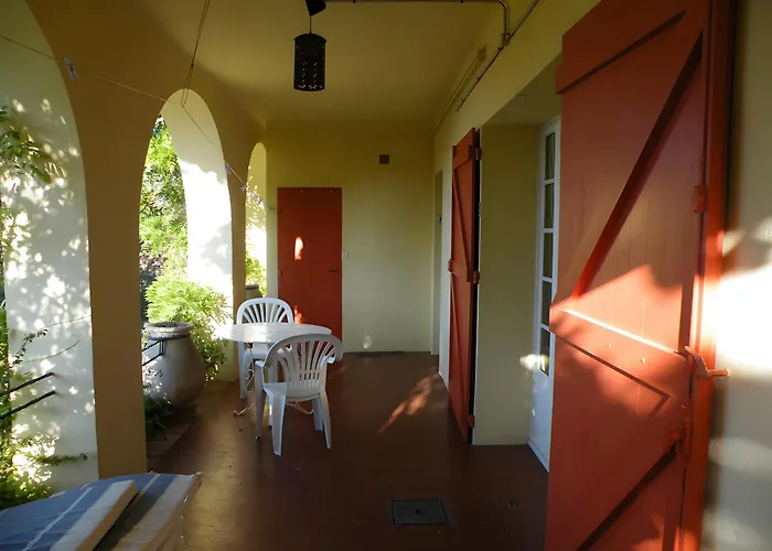 Les Dauphins 3* Le Lavandou